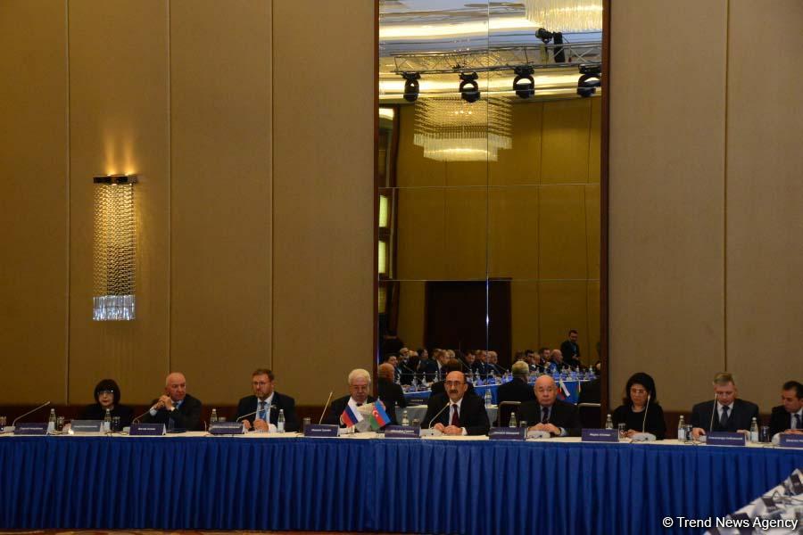 В столице Азербайджана, в рамках конференции "Баку-Москва - диалог культур", состоялось открытие круглого стола (ФОТО)