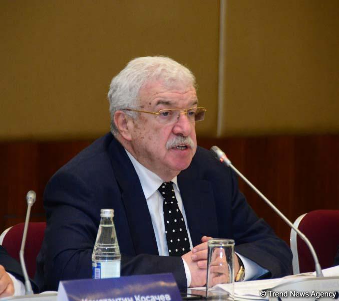 В столице Азербайджана, в рамках конференции "Баку-Москва - диалог культур", состоялось открытие круглого стола (ФОТО)