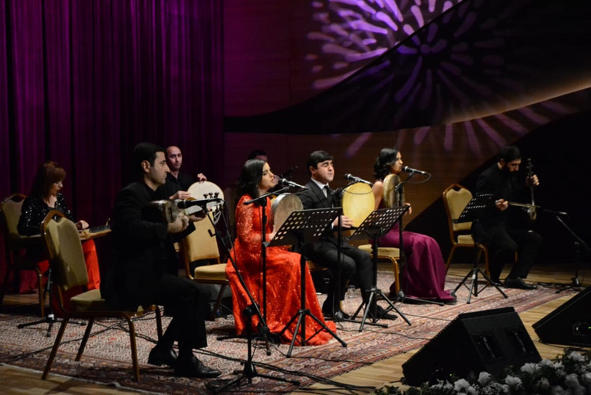 В Баку представлена музыка, отличающаяся активным борцовским духом (ФОТО)