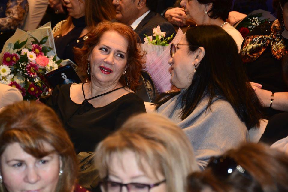 Все началось с "Волшебного халата". В Баку ярко отметили юбилей Алмаз Мустафаевой (ФОТО)