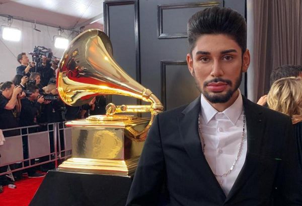 Азербайджанский исполнитель на красной дорожке церемонии награждения "Грэмми" (ФОТО)