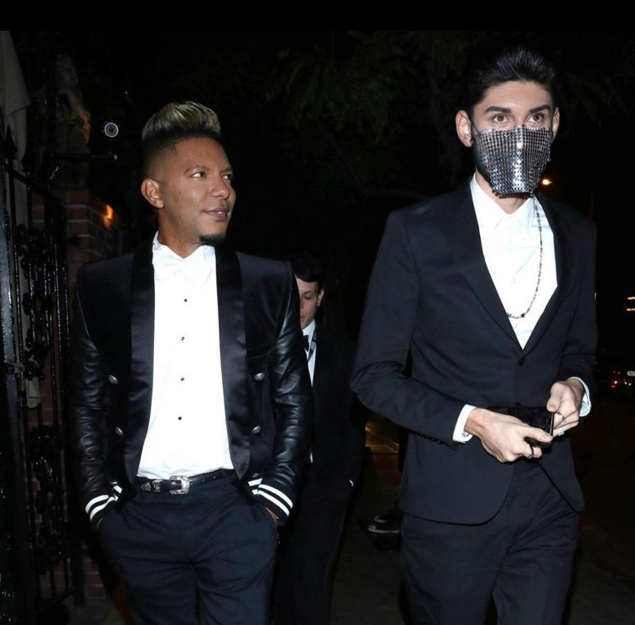 Азербайджанский исполнитель на красной дорожке церемонии награждения "Грэмми" (ФОТО)