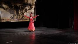 3066 метров над уровнем моря. В Гяндже появилась танцующая гора (ФОТО)