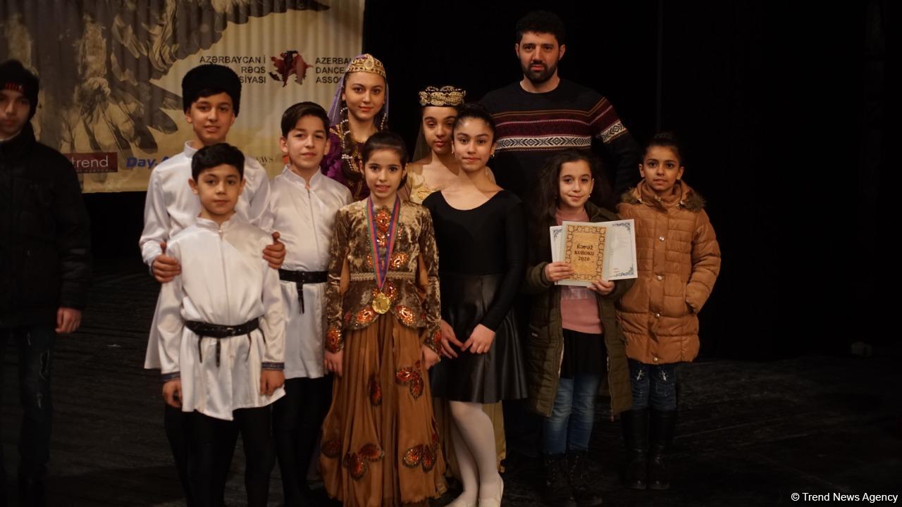 3066 метров над уровнем моря. В Гяндже появилась танцующая гора (ФОТО)