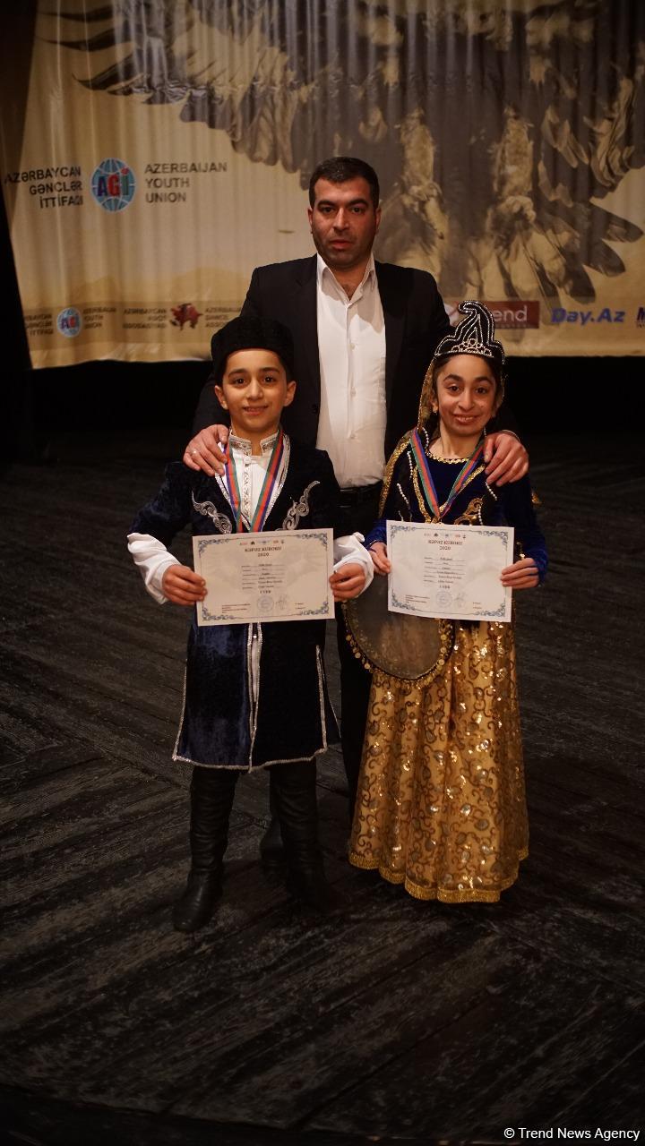 3066 метров над уровнем моря. В Гяндже появилась танцующая гора (ФОТО)