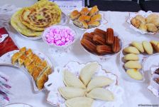 Пробуйте на здоровье! В Баку открылся Фестиваль национальных сладостей (ФОТО)