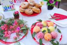 Пробуйте на здоровье! В Баку открылся Фестиваль национальных сладостей (ФОТО)