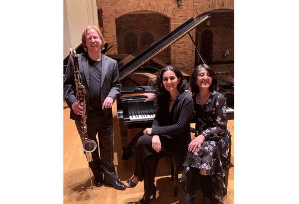 Азербайджанка из Нью-Йорка и доцент из Техаса создали мост