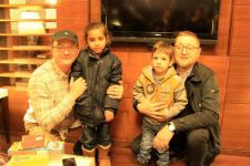 Как Марат Башаров перед визитом в Баку помогает сирийским детям (ФОТО)