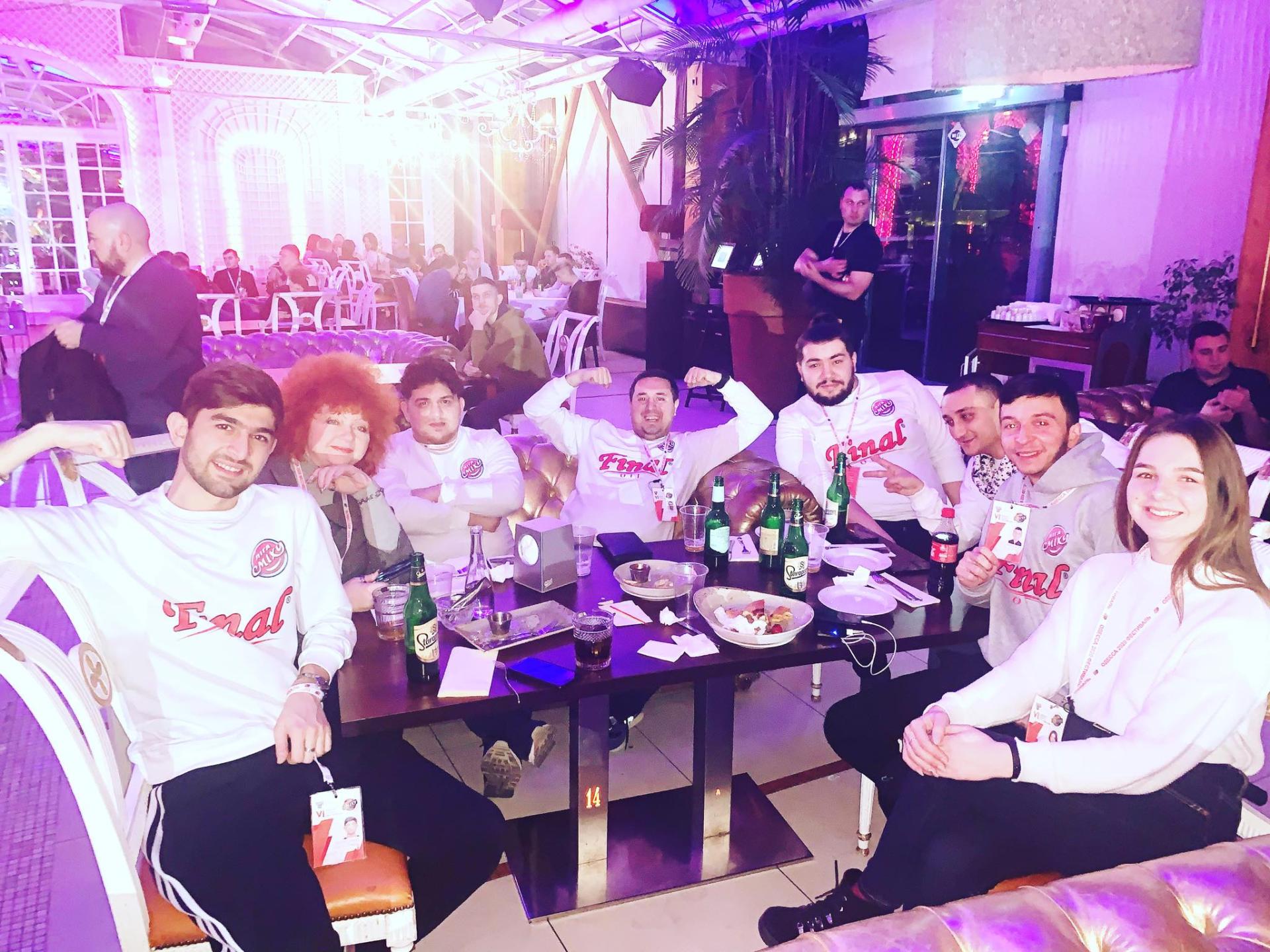 Азербайджанская команда "Как по маслу" вновь с успехом выступает в украинской "Лиге Смеха" (ВИДЕО, ФОТО)