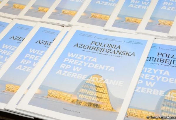 В Баку презентован очередной номер журнала "Азербайджанская Полония" (ФОТО)