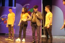 Азербайджанская молодежь нашла средство от короновируса – узерлик (ФОТО)