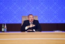 Президент Ильхам Алиев принял участие в конференции, посвященной итогам первого года реализации Госпрограммы социально-экономического развития регионов в 2019-2023 годах (ФОТО) (Версия 3)
