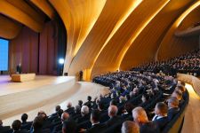 Президент Ильхам Алиев принял участие в конференции, посвященной итогам первого года реализации Госпрограммы социально-экономического развития регионов в 2019-2023 годах (ФОТО) (Версия 3)