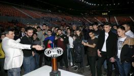 Виртуальная реальность в Баку - Терминатор, трансформеры, квест-рум  (ФОТО)