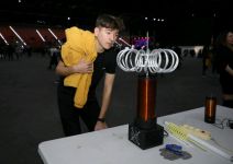 Виртуальная реальность в Баку - Терминатор, трансформеры, квест-рум  (ФОТО)