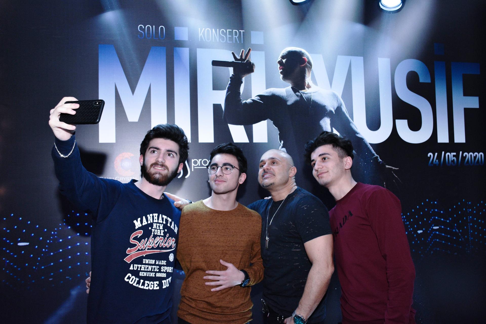 Мири Юсиф собрал духовных близнецов в своей "квартире" (ВИДЕО, ФОТО)