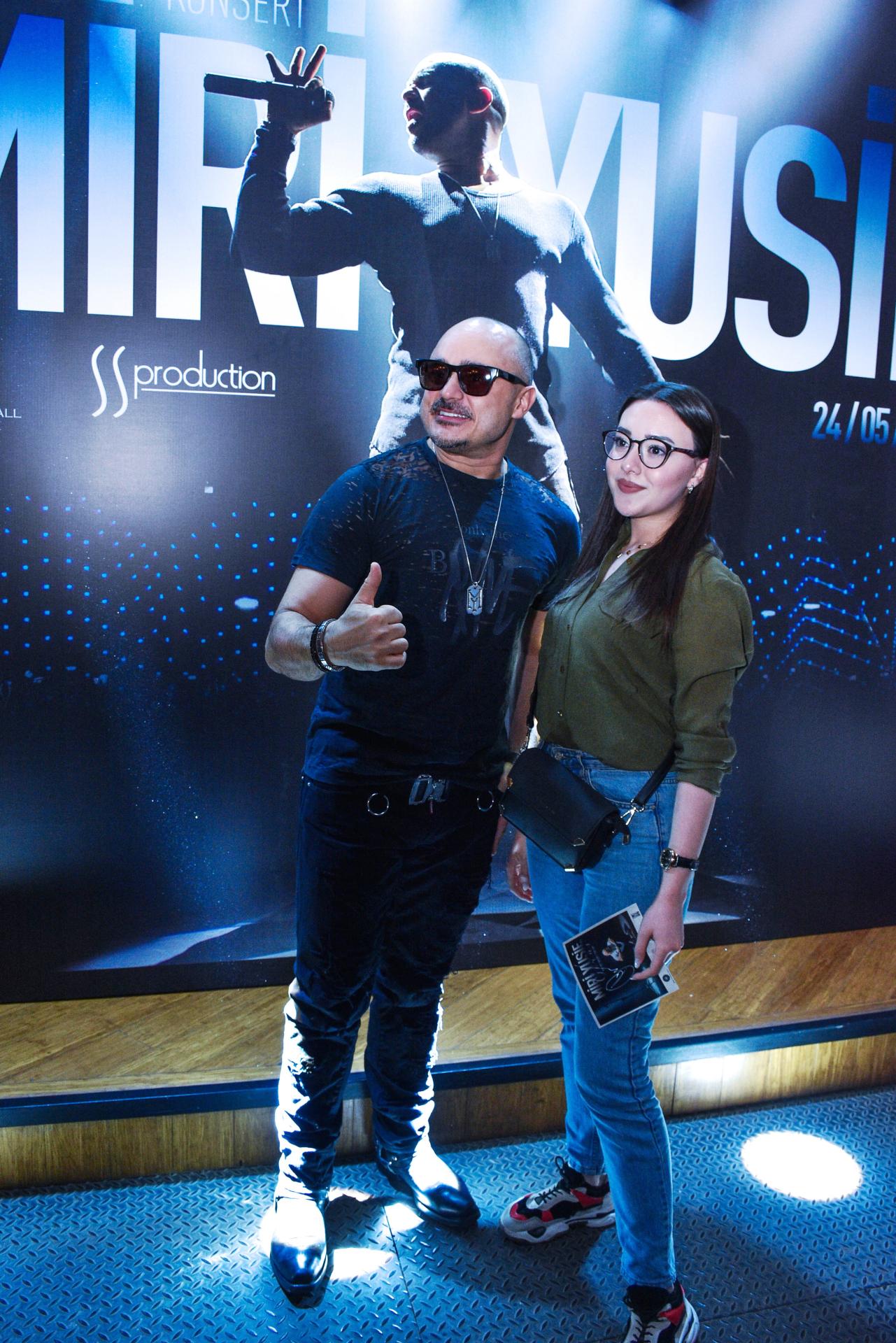 Мири Юсиф собрал духовных близнецов в своей "квартире" (ВИДЕО, ФОТО)