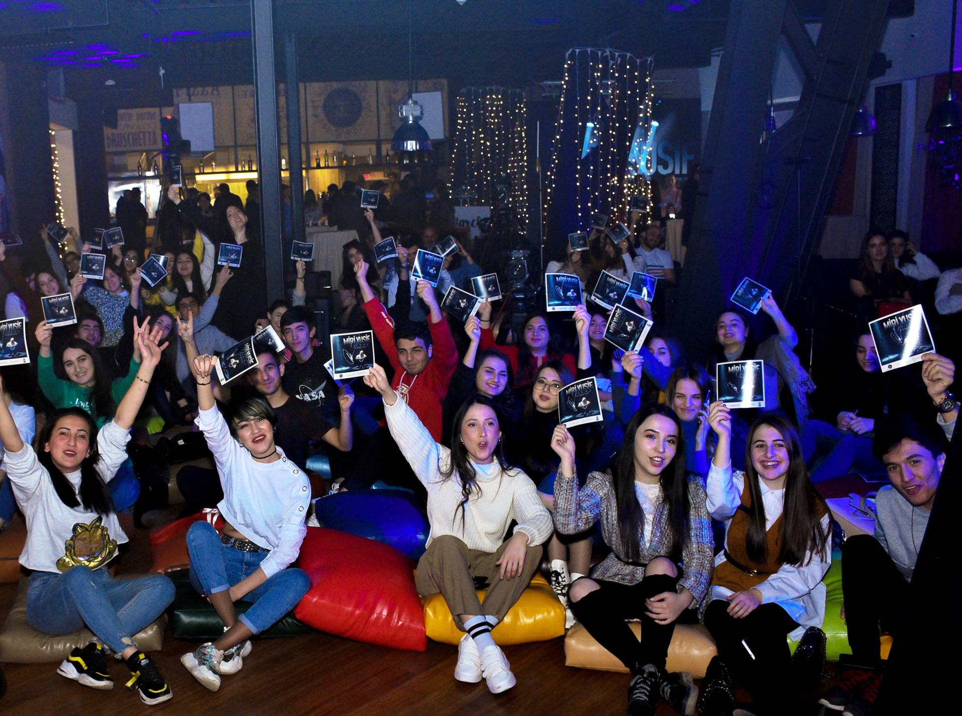 Мири Юсиф собрал духовных близнецов в своей "квартире" (ВИДЕО, ФОТО)