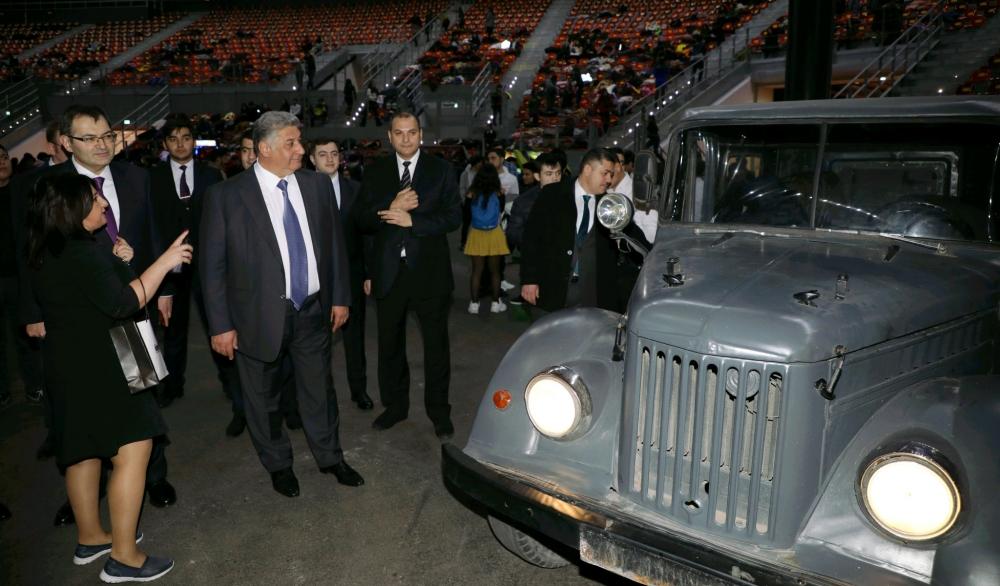Виртуальная реальность в Баку - Терминатор, трансформеры, квест-рум  (ФОТО)