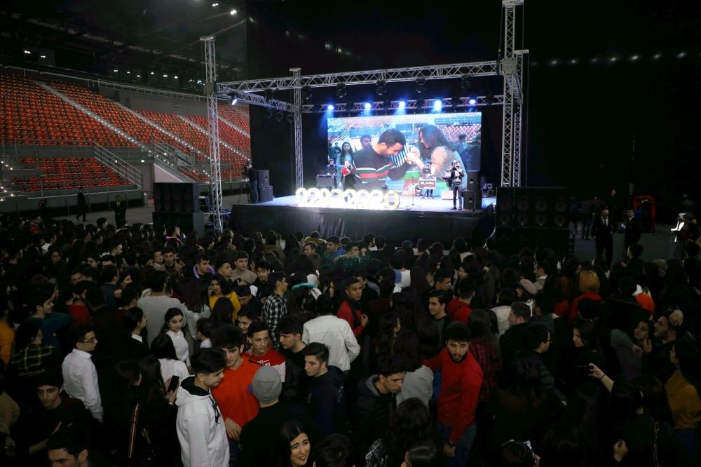 Виртуальная реальность в Баку - Терминатор, трансформеры, квест-рум  (ФОТО)