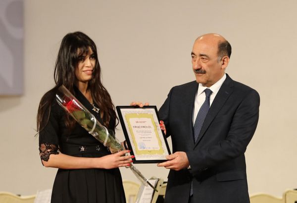 Самая талантливая молодежь Азербайджана награждена министерством (ФОТО)