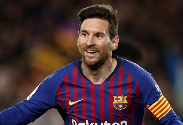 Месси поблагодарил Пеле за поздравление с повторением его рекорда