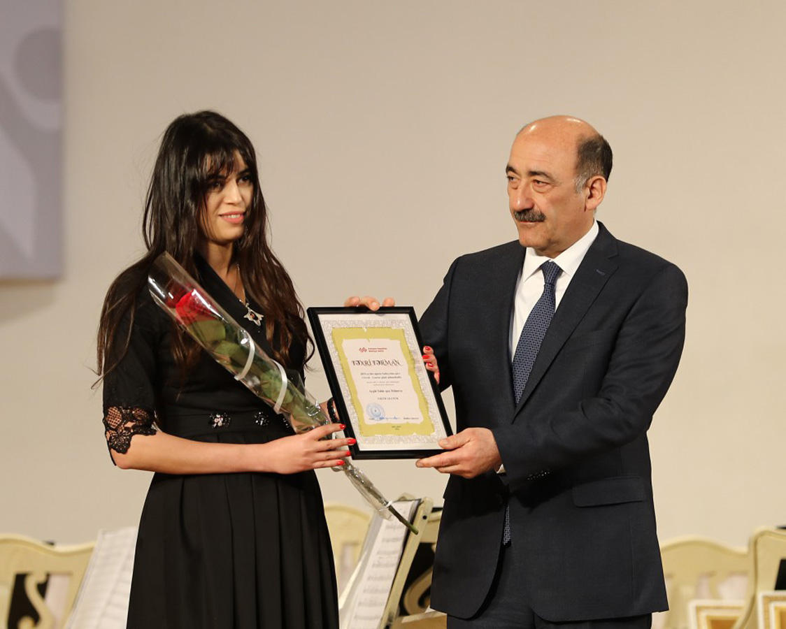 Самая талантливая молодежь Азербайджана награждена министерством (ФОТО)