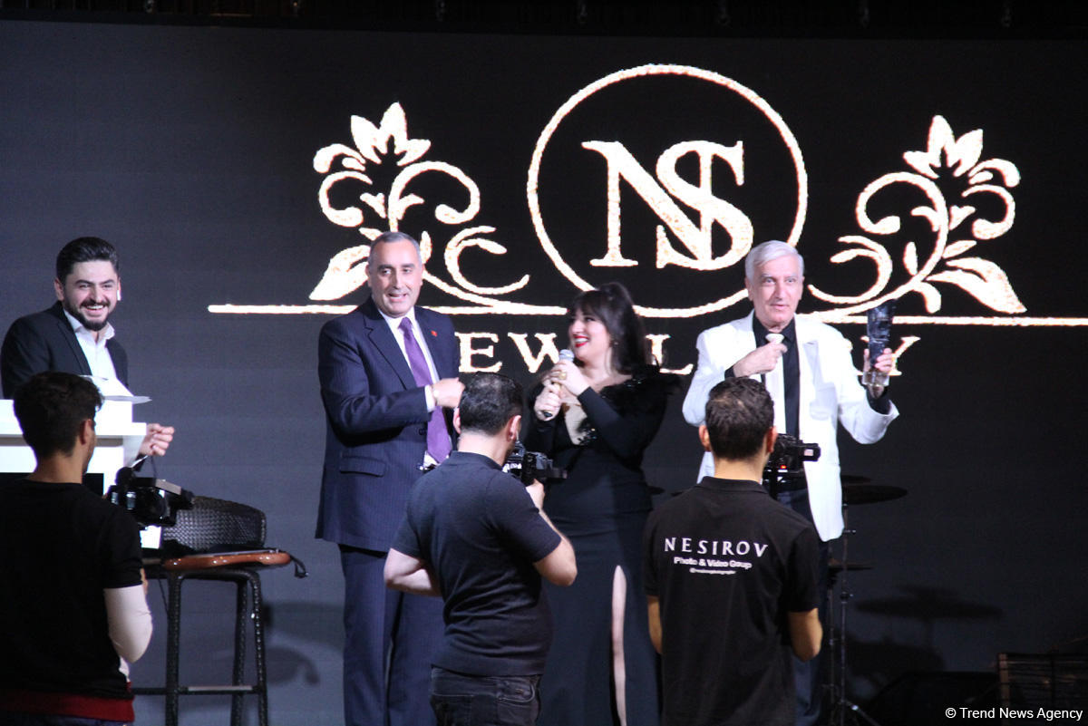 В Баку прошла торжественная церемония вручения премии Azerbaijan Best Awards (ФОТО)