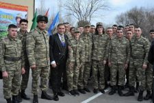 Полад Бюльбюльоглу отметил юбилей с военнослужащими (ВИДЕО, ФОТО)