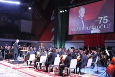 Полад Бюльбюльоглу отметил юбилей с военнослужащими (ВИДЕО, ФОТО)