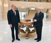 Президент Ильхам Алиев вручил Михаилу Гусману орден «Шараф» (ФОТО)