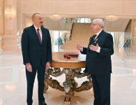 Президент Ильхам Алиев вручил Михаилу Гусману орден «Шараф» (ФОТО)
