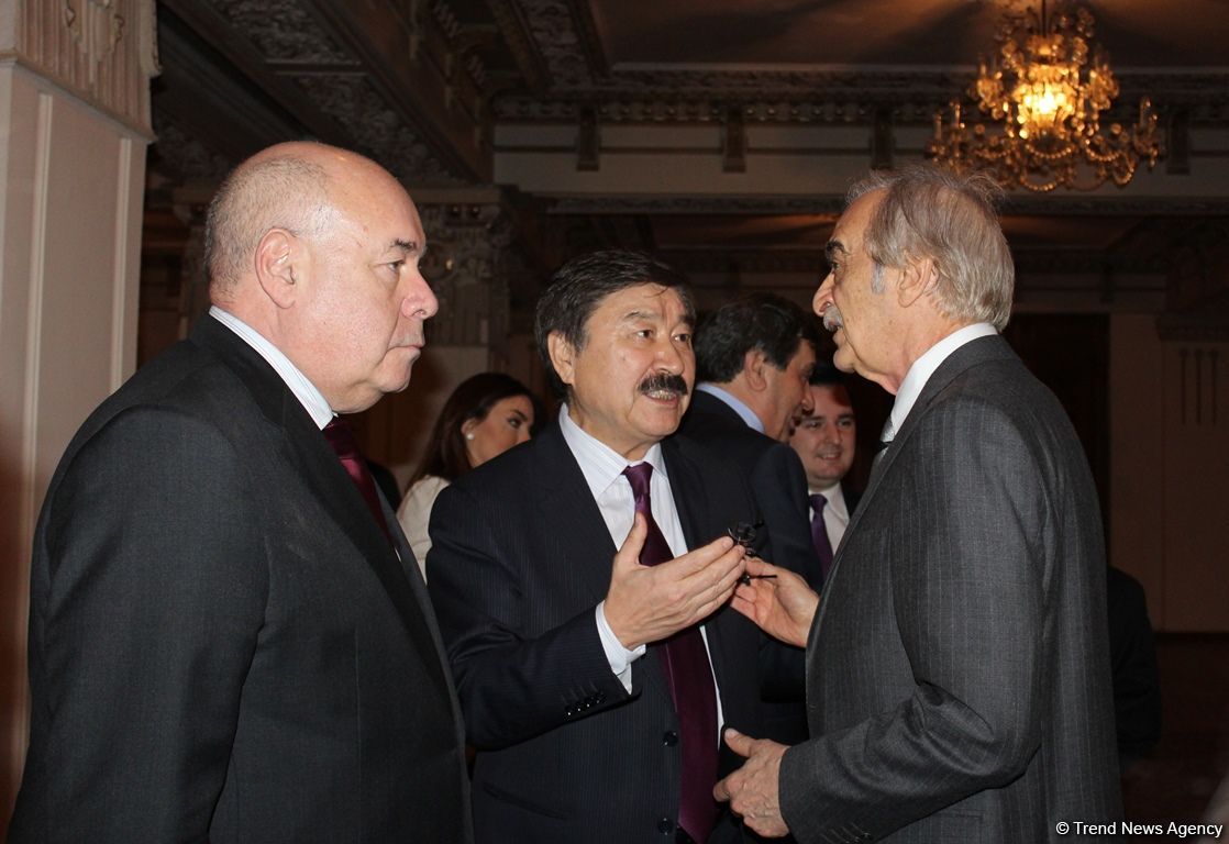 Когда танцует любовь! В Баку отметили юбилей Полада Бюльбюльоглу (ФОТО/ВИДЕО)