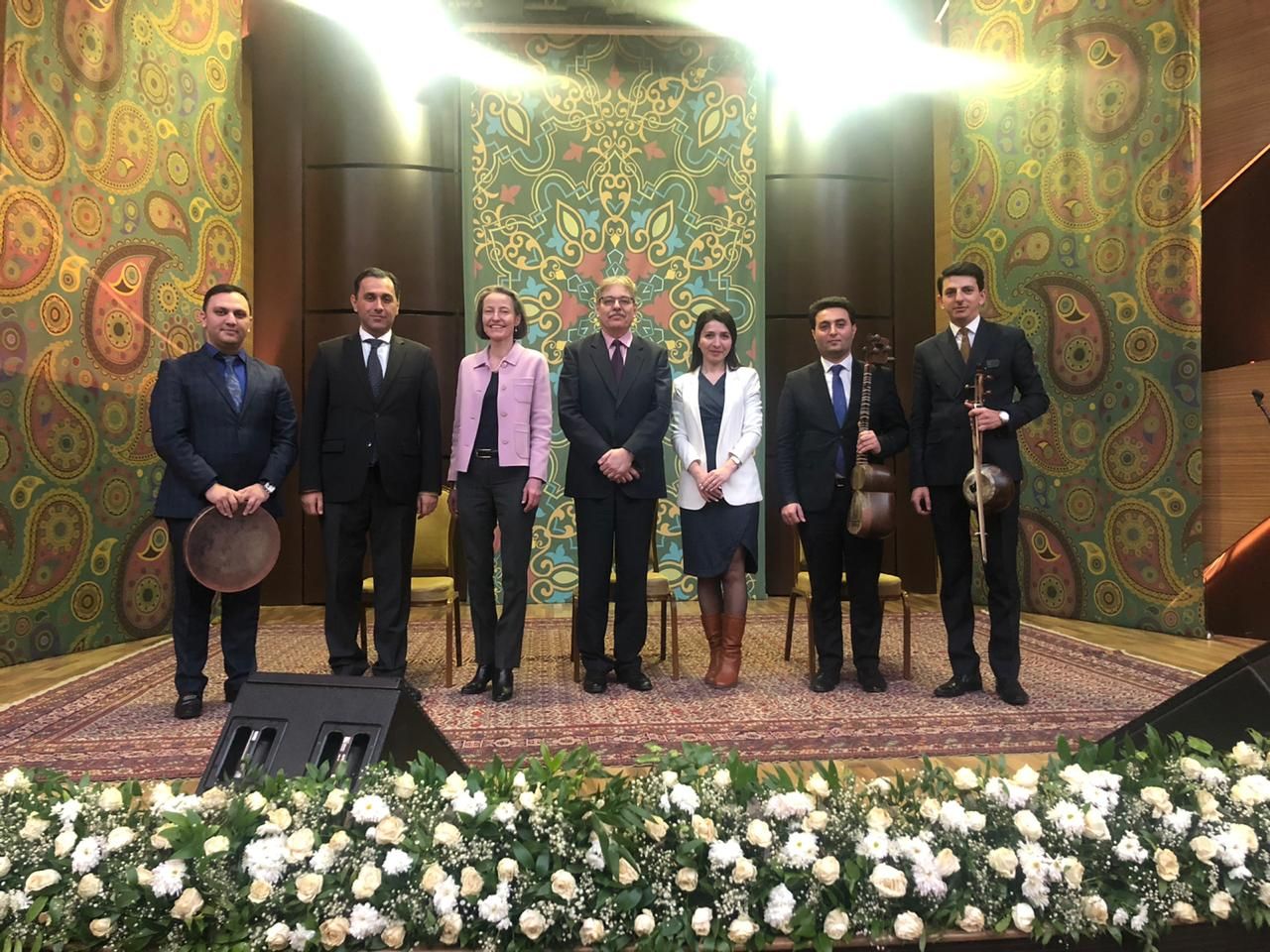 Посол Швейцарии посетила Международный центр мугама