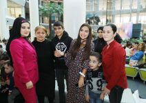 Вице-президент Фонда Гейдара Алиева Лейла Алиева встретилась с детьми, страдающими от ихтиоза, болезни бабочки и иммунодефицита (ФОТО)