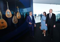 Президент Ильхам Алиев вручил народному артисту Алибабе Мамедову орден «Шараф» (ФОТО) (Версия 3)