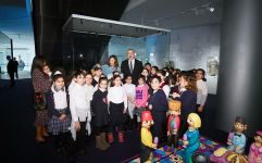 Президент Ильхам Алиев вручил народному артисту Алибабе Мамедову орден «Шараф» (ФОТО) (Версия 3)