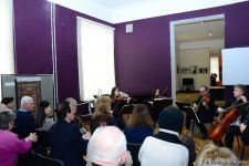 Большой патриот Азербайджана из Израиля! Подарок известного музыканта Михаила Пархомовского (ФОТО)