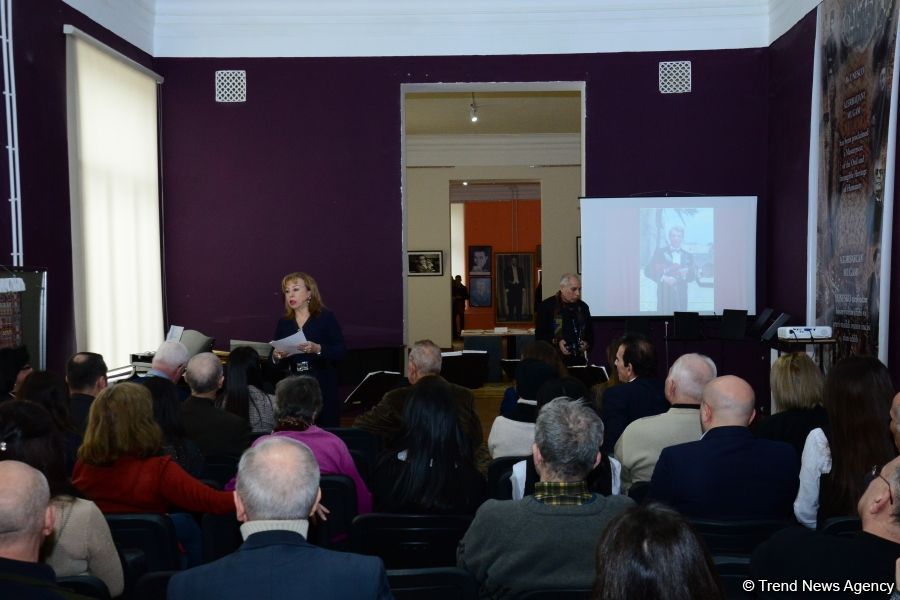 Большой патриот Азербайджана из Израиля! Подарок известного музыканта Михаила Пархомовского (ФОТО)