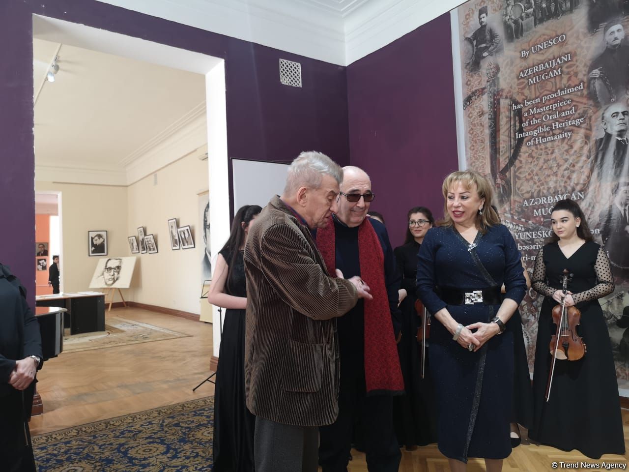 Большой патриот Азербайджана из Израиля! Подарок известного музыканта Михаила Пархомовского (ФОТО)