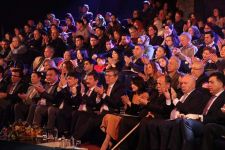 Одна из самых красивых певиц Азербайджана отмечена ТЮРКСОЙ (ВИДЕО, ФОТО)