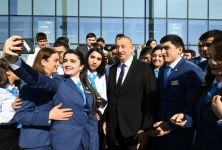 Президент Ильхам Алиев принял участие в церемонии открытия центра ASAN xidmət в Кюрдамире (ФОТО) (версия 2)