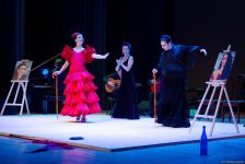 Как 17-летняя мексиканка попала в аварию и вновь родилась в Баку (ФОТО)