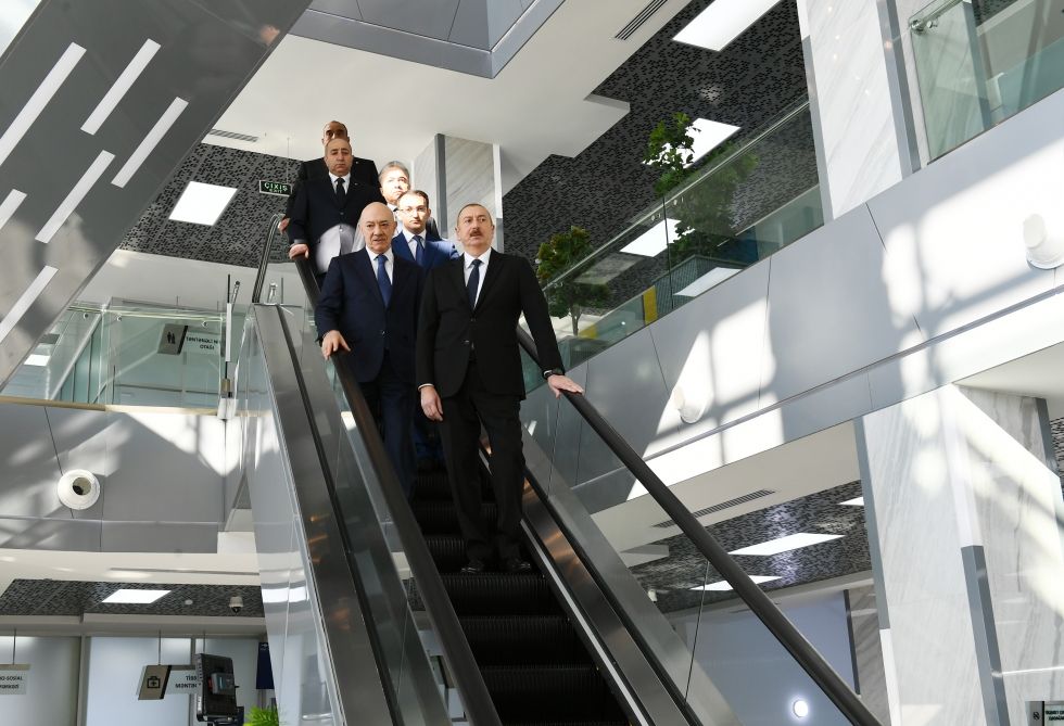 Президент Ильхам Алиев принял участие в церемонии открытия центра ASAN xidmət в Кюрдамире (ФОТО) (версия 2)