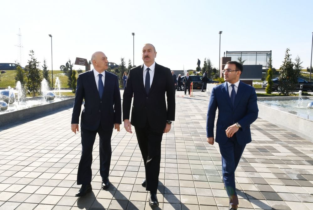 Президент Ильхам Алиев принял участие в церемонии открытия центра ASAN xidmət в Кюрдамире (ФОТО) (версия 2)