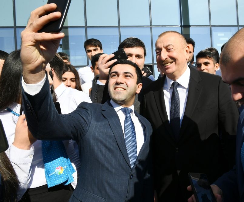 Президент Ильхам Алиев принял участие в церемонии открытия центра ASAN xidmət в Кюрдамире (ФОТО) (версия 2)