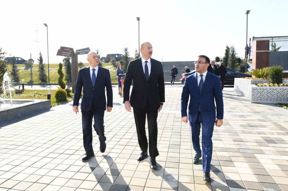 Президент Ильхам Алиев принял участие в церемонии открытия центра ASAN xidmət в Кюрдамире (ФОТО) (версия 2)