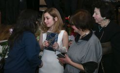 Демо-версия любви холодным бакинским вечером (ФОТО)