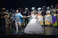 Азербайджанская "Золушка" с триумфом представлена в Москве с 3D технологиями  (ВИДЕО, ФОТО)